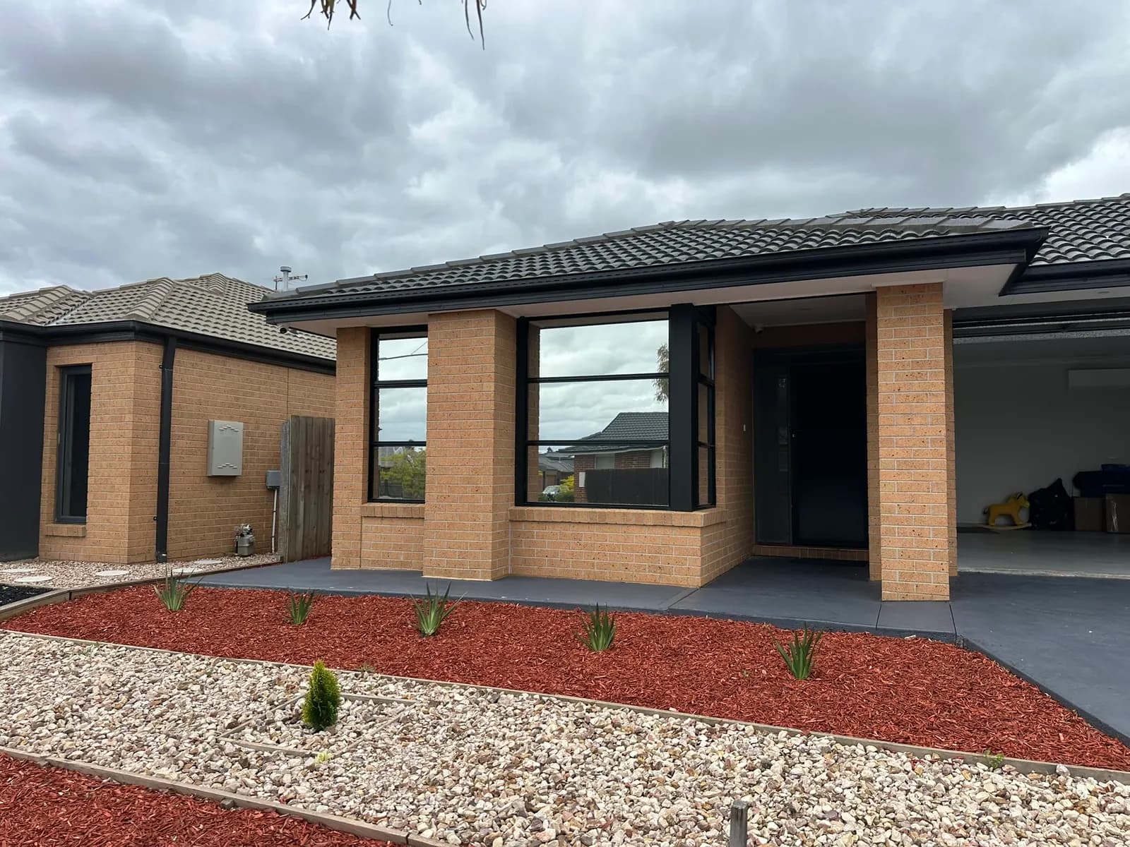 This young couple wanted extra privacy in their newly purchased home as they welcomed their little one. Reflective mirror film provided the perfect solution, offering increased daytime privacy, heat reduction and a sleek, modern finish.